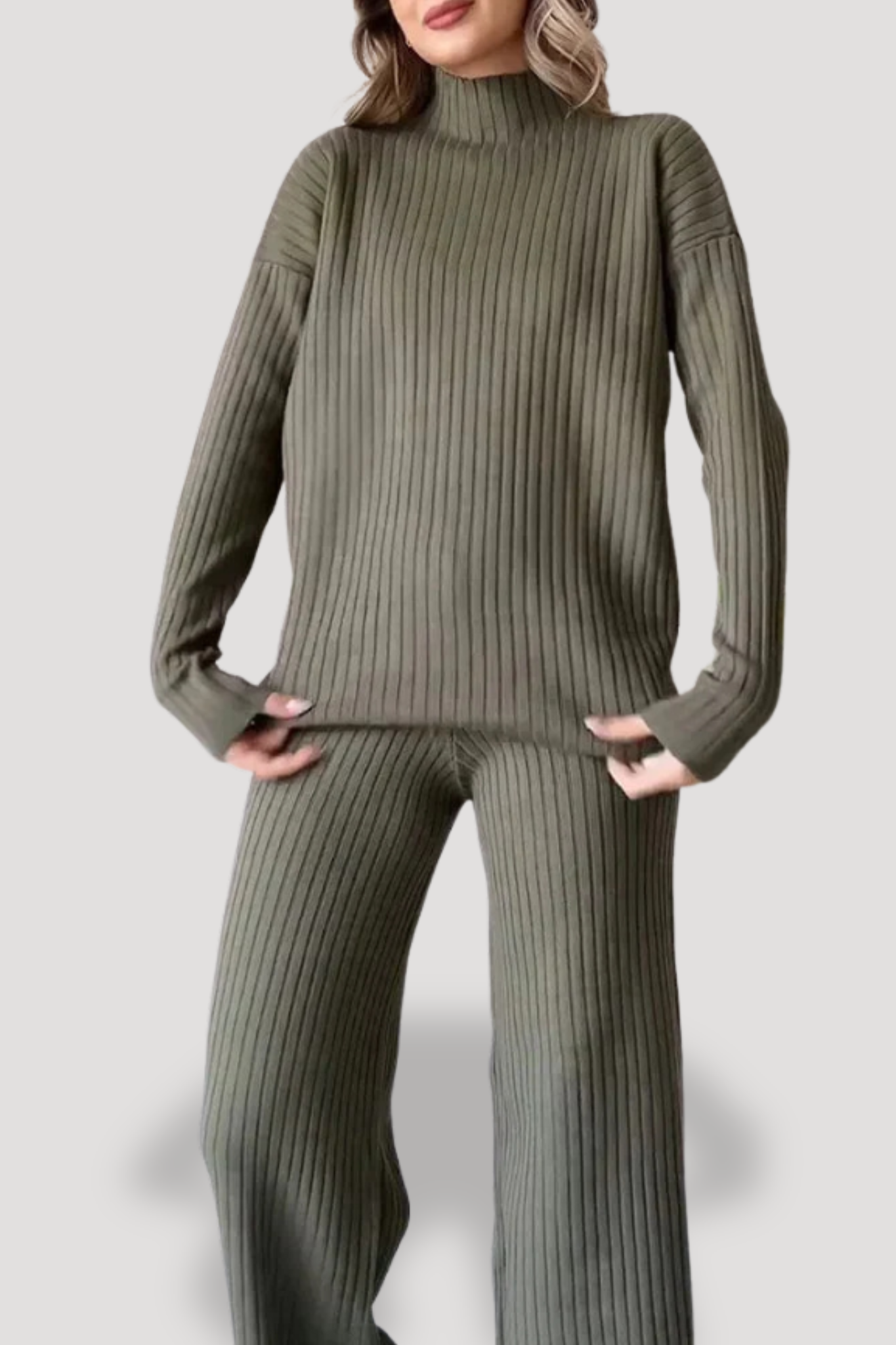 EMBLA - RIBBAD ELEGANT TVÅDELAD KLÄDUPPSÄTTNING