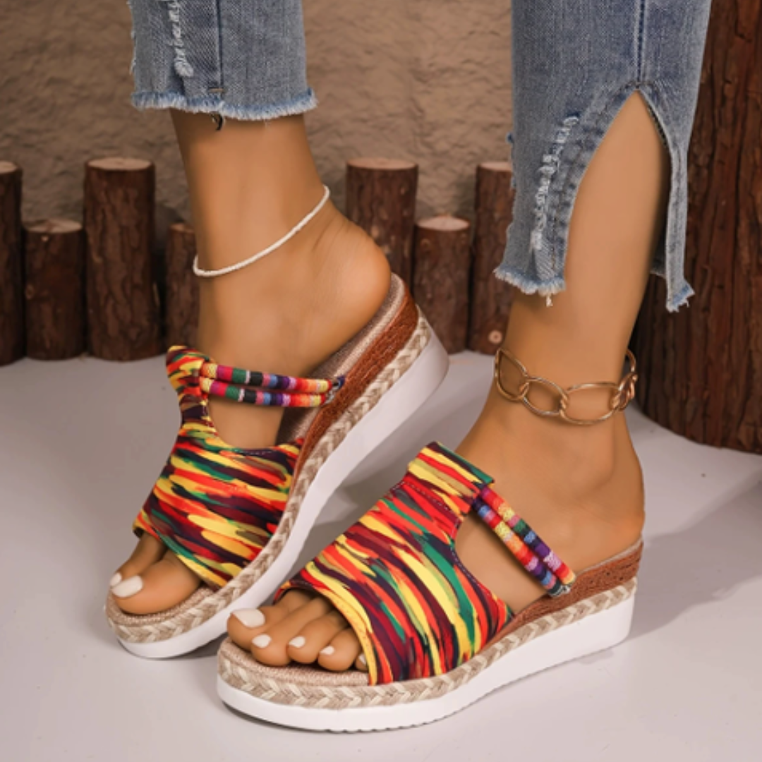 Delyth™ - Stilfulla & Färgglada Kilklackssandaler