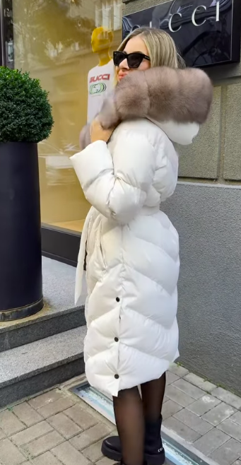 Christina | Elegant casual jacka med fuskpälskrage